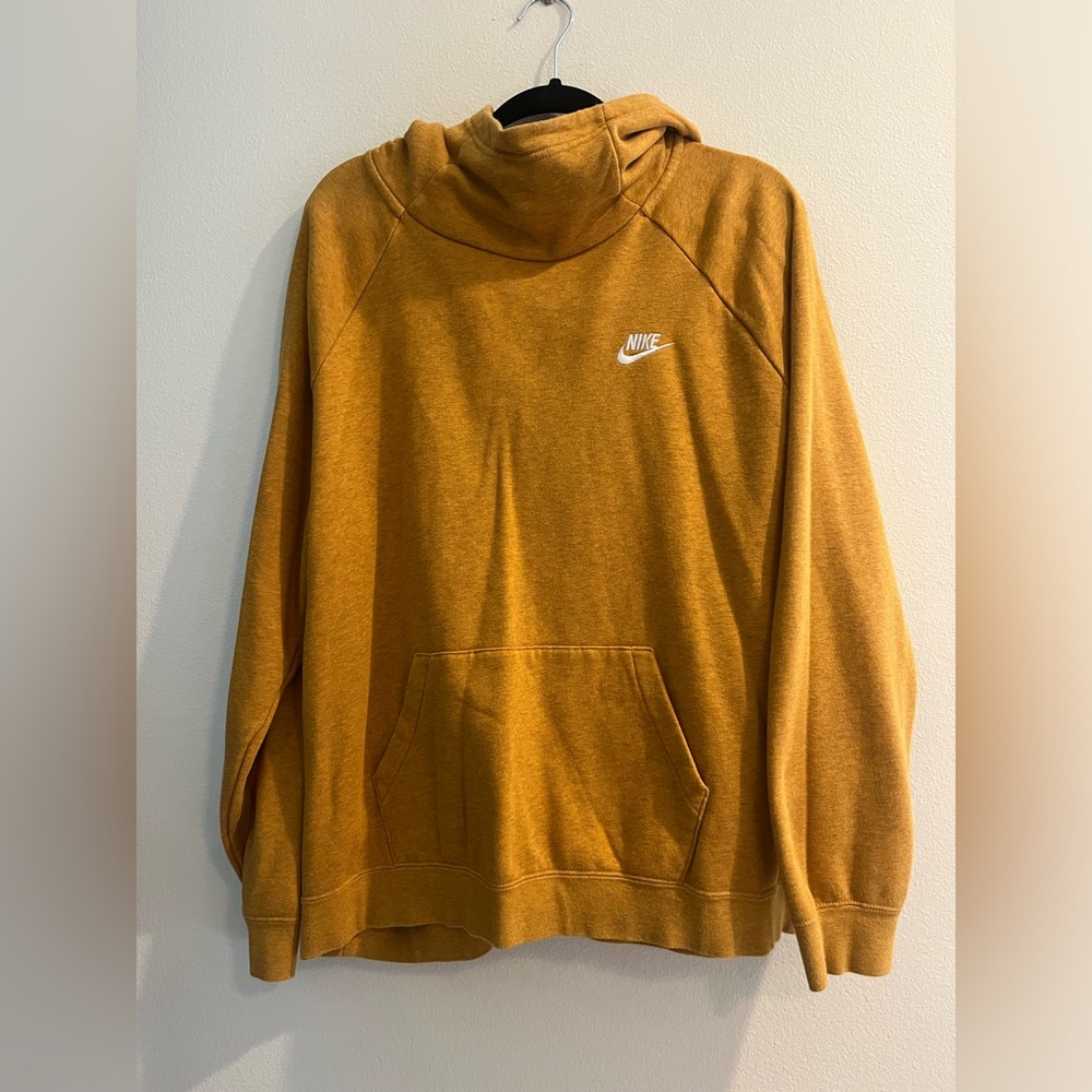 Nike hoodie women’s